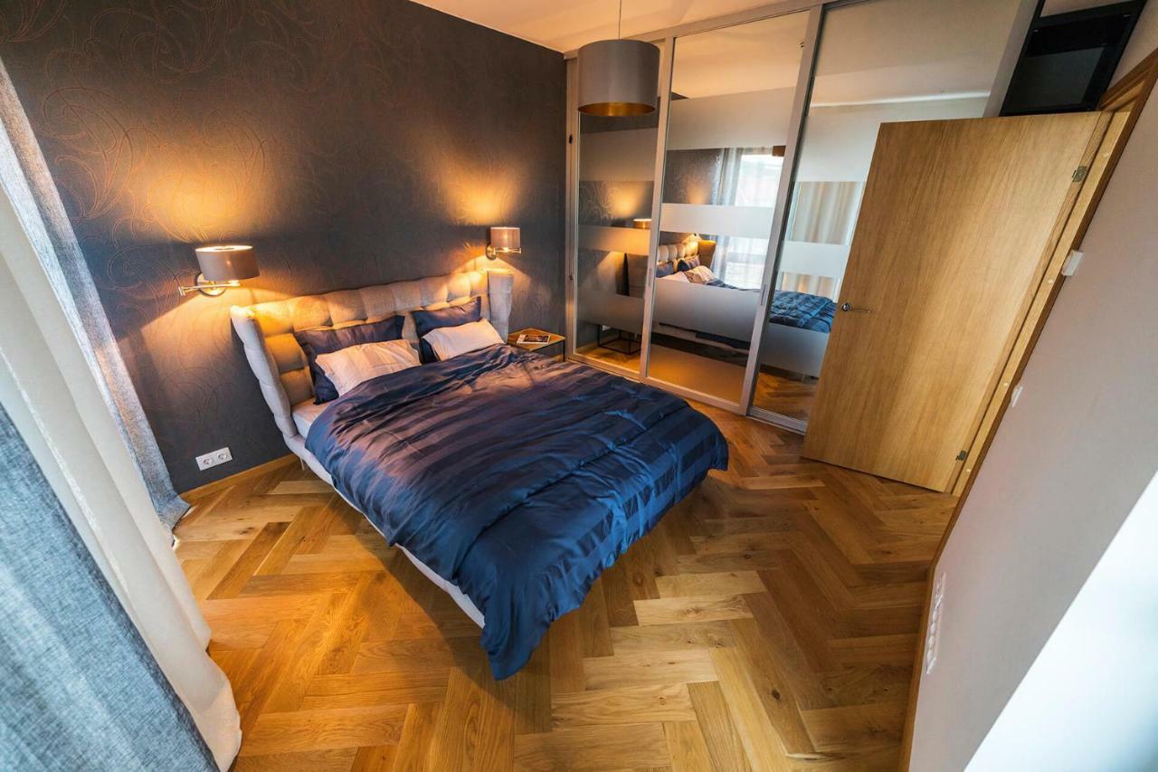 Modern Luxury Apartment In City Centre Tallinn Eksteriør billede